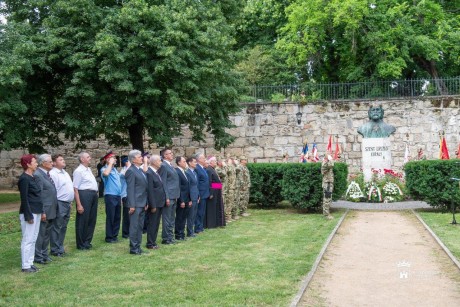 Csütörtökön Fehérváron, vasárnap a KEMPP-ben emlékeznek Szent Lászlóra