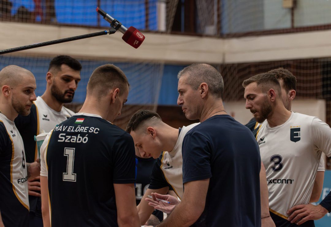 Szerződést hosszabbított a MÁV Előre argentin vezetőedzője