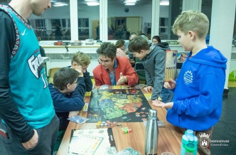 Éjszakai Tigris – társasjátékozás szombaton a Királykúton