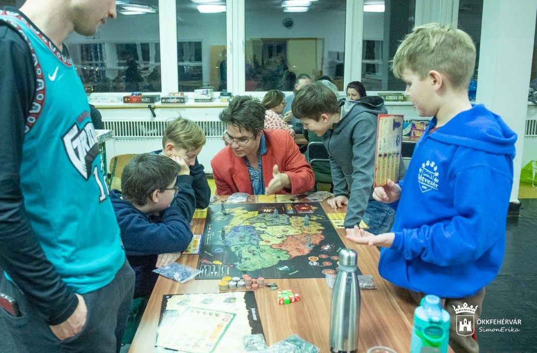 Éjszakai Tigris – társasjátékozás szombaton a Királykúton