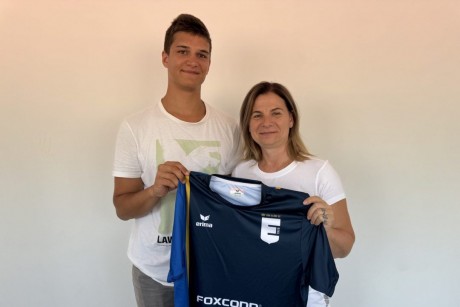 Budapestről érkezik a MÁV Előre Foxconn első igazolása