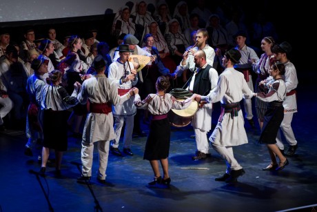 Pusztinai Kakasok - újra lesz csángó est Székesfehérváron