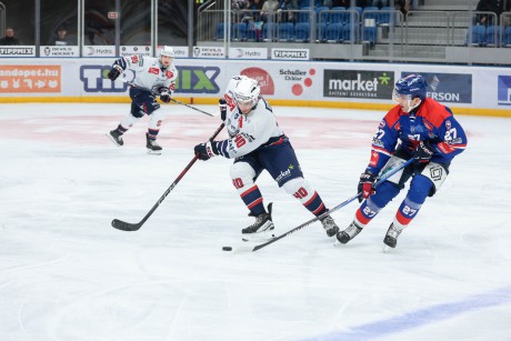 Horváth Dominik lehúzta a rolót, simán nyert a Volán a MET Arénában