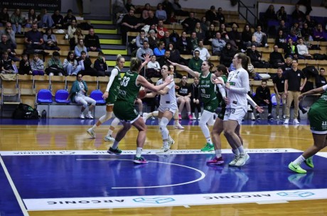 Harmadszorra sem bírtak a DKKA-s lányok a Győrrel -  győzött a kisalföldi együttes Székesfehérváron