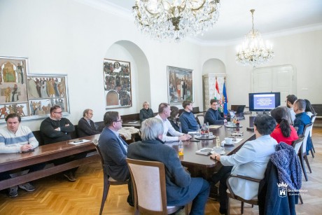 Már készül Székesfehérvár idei költségvetése – a képviselőket tájékoztatta a polgármester