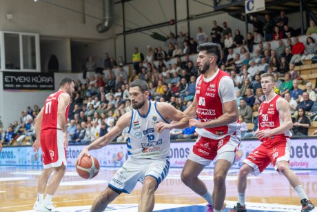 Férfi kosárlabda NB I  - az utolsó negyedben eldöntötte az Olaj