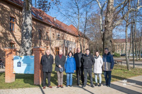Forever Young projekt - egyetemi workshoppal és ifjúsági fórum a testvérvárosokkal