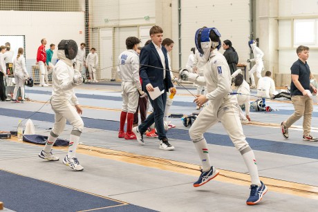 Háromszázan léptek pástra a MÁV Előre SC szabadidős párbajtőr versenyén