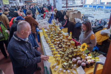 Mézkóstolóval és bemutatókkal várják a látogatókat szombaton az országos méhész találkozón