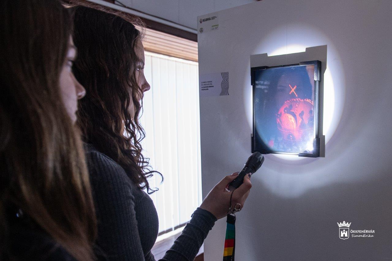 Már ezren látták az Alba Innovár hologram kiállítását Gábor Dénes tiszteletére – Az utolsó hét következik!