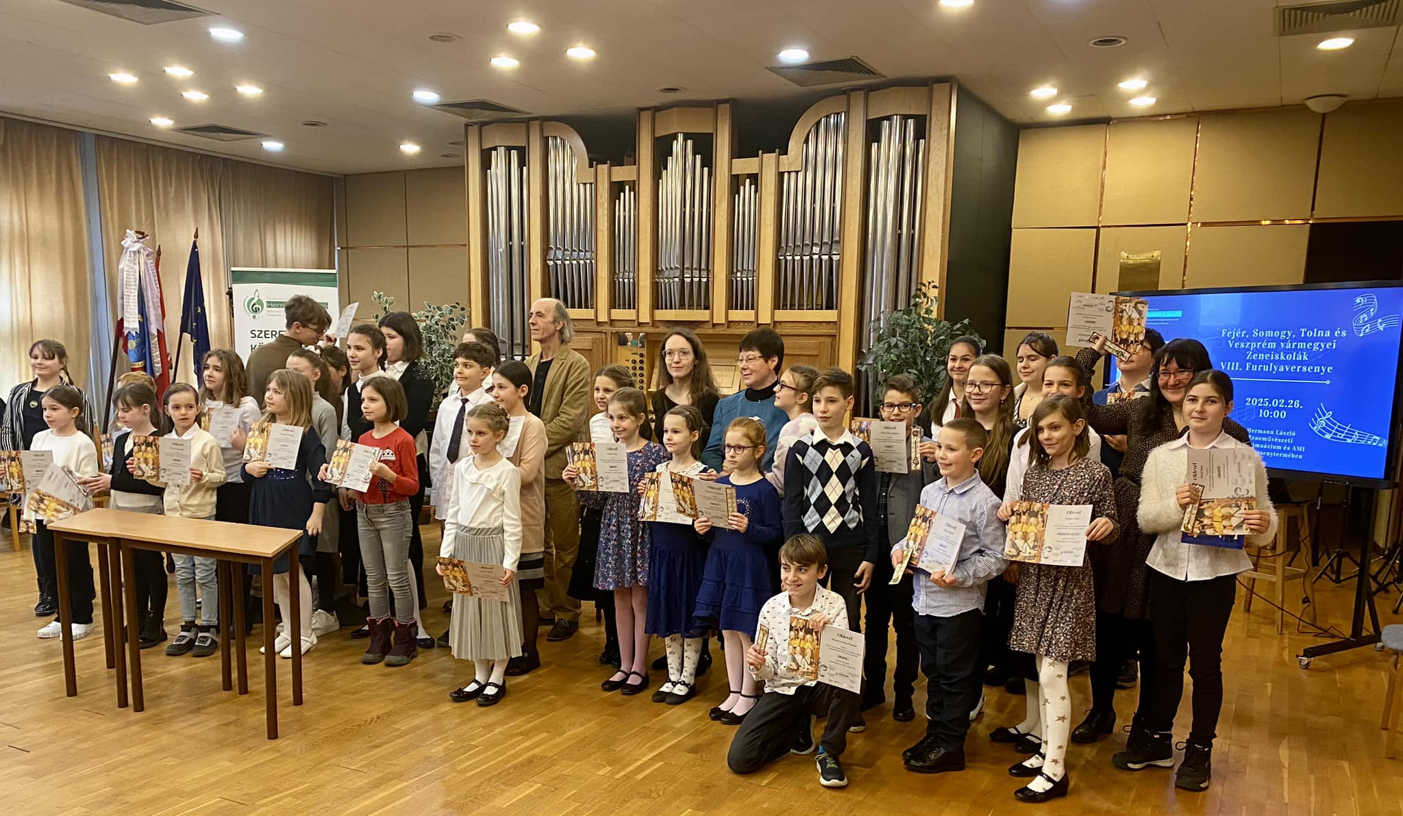A Hermann Zeneiskola négy tanulója is kiemelt arany minősítést ért el a régiós furulyaversenyen
