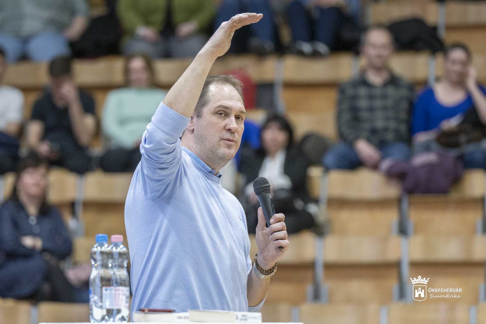 Edzőknek és sportpedagógusoknak tartott előadást Steigervald Krisztián