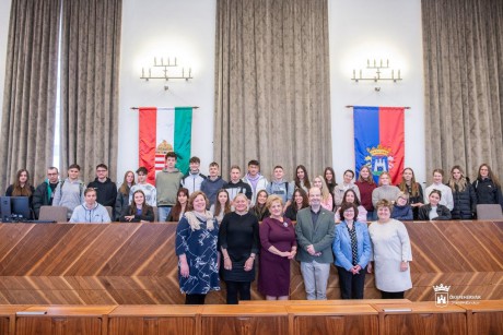 A Városházán fogadták a Schwäbisch Gmündből érkezett diákokat
