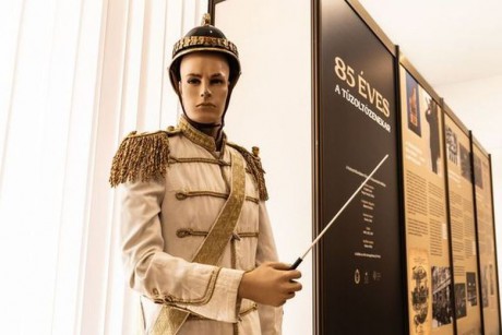 Jubileumi vándorkiállítás Fehérváron - 75 éves a tűzoltóképzés, 85 éves a tűzoltózenekar