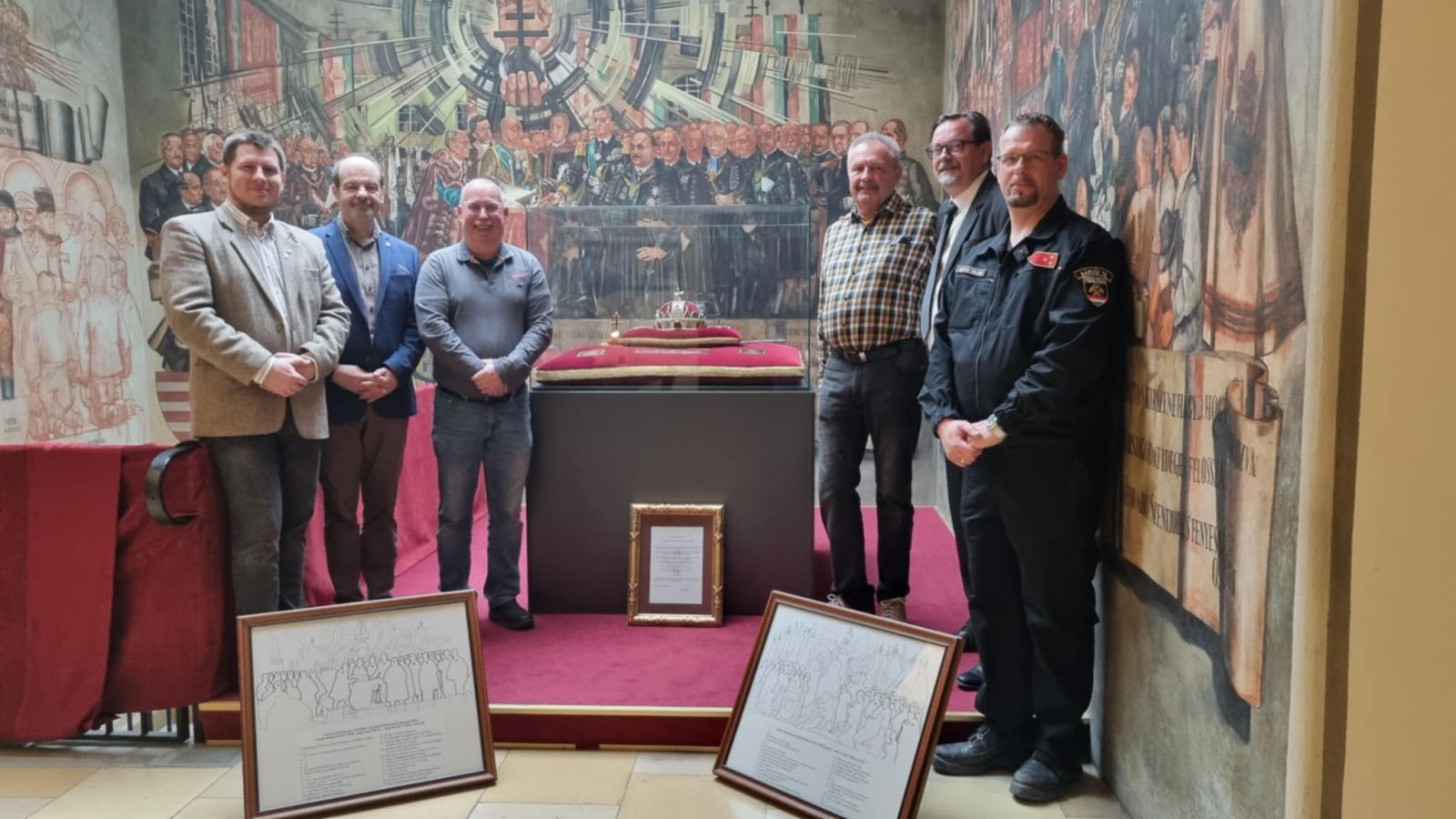 Székesfehérvár testvérvárosából érkezett tűzoltókat fogadtak a Városházán