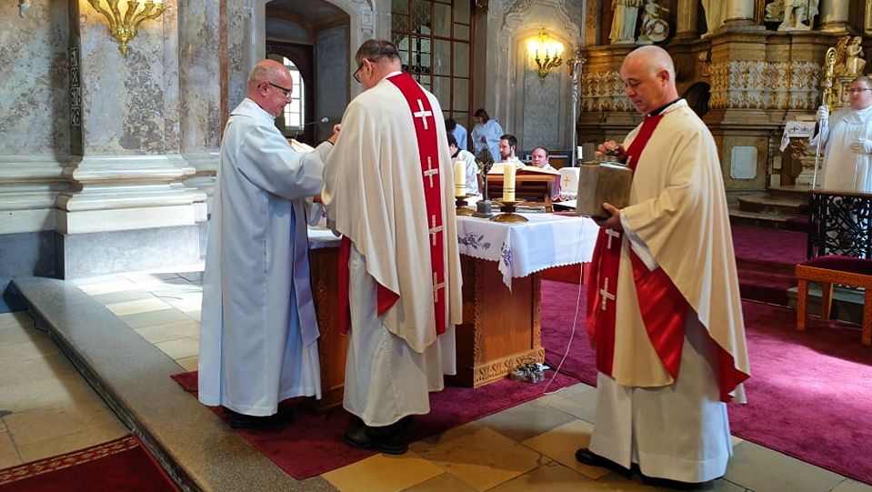 Olajszentelés és utolsó vacsora emlékmise lesz nagycsütörtökön