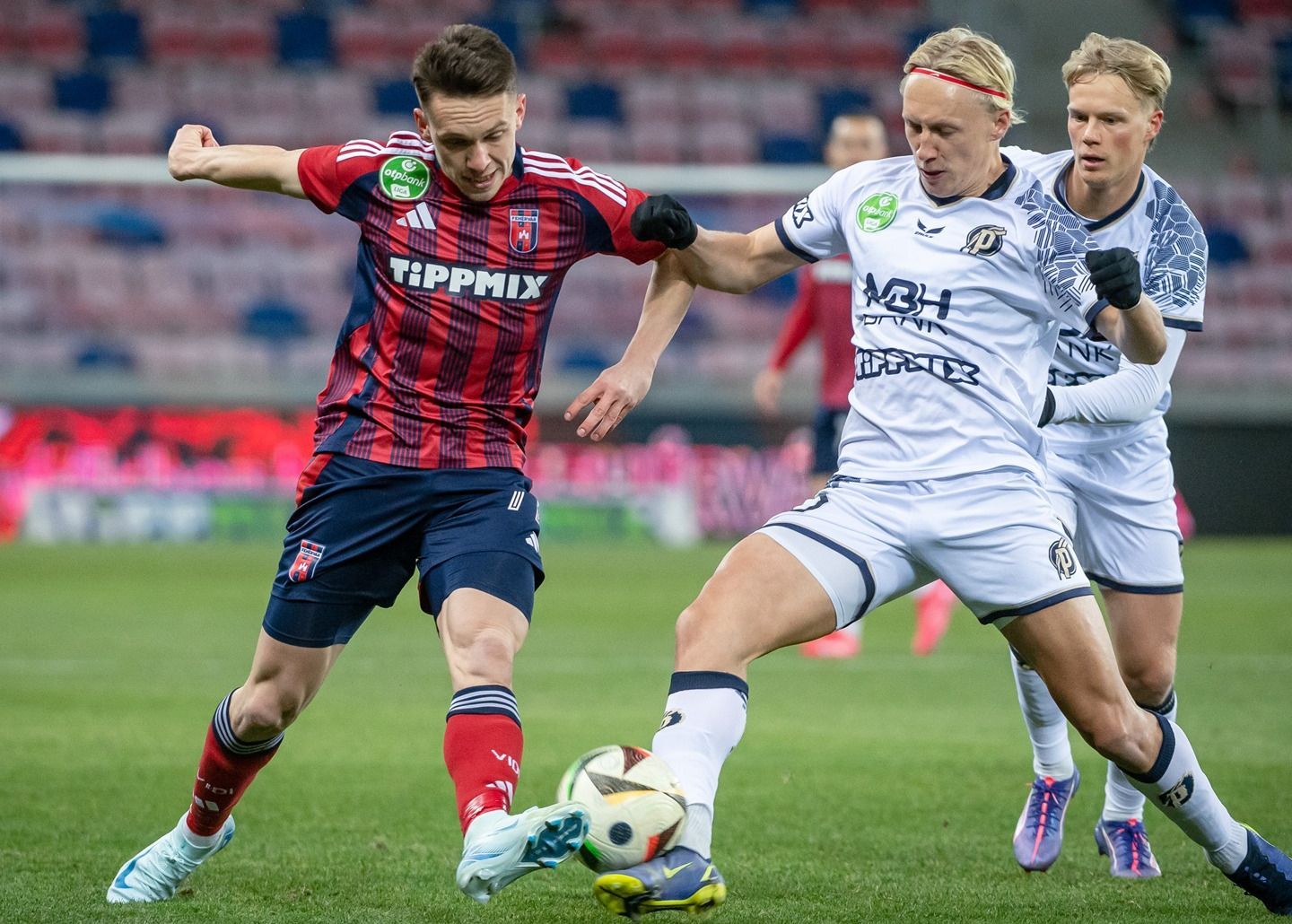 A bajnoki címért harcoló Puskás Akadémia vendége lesz a Vidi szombaton