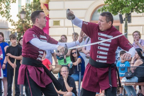 Középkori fegyverek bemutatójára vár a Fejér Baranta Hagyományőrző Sportegyesület