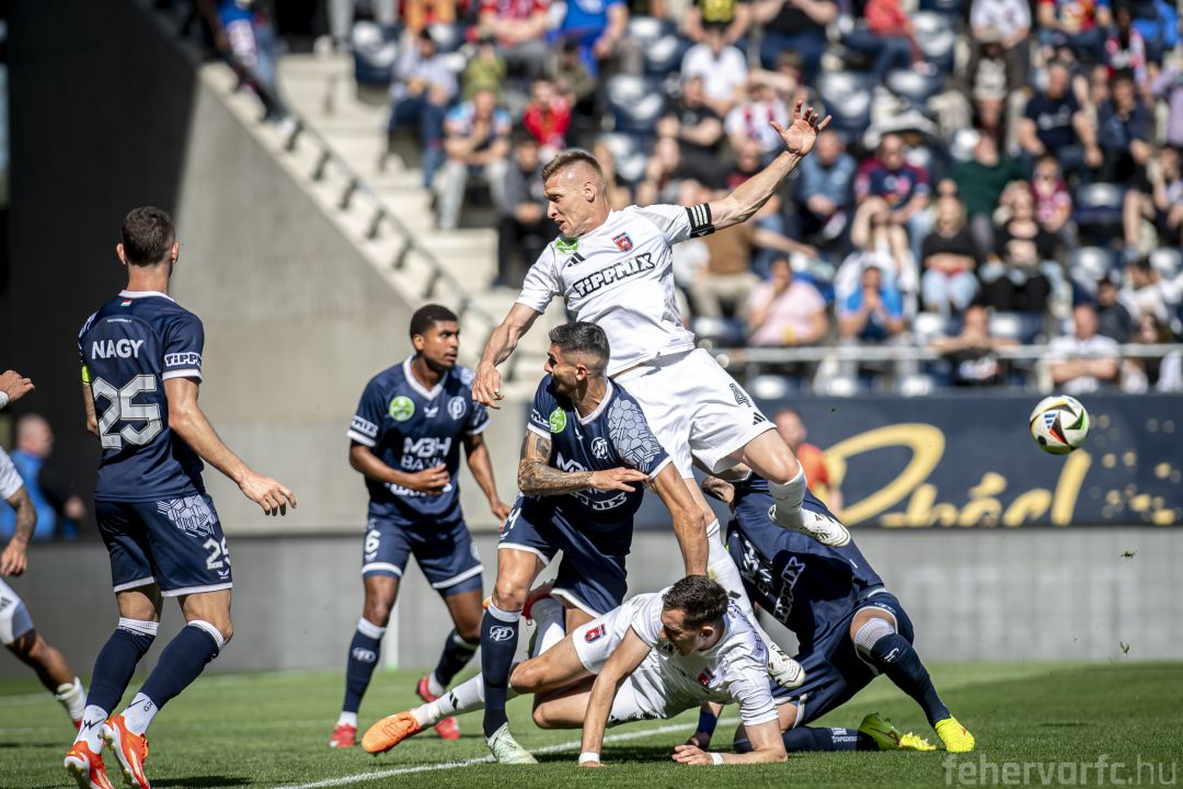 Érvényesült a papírforma - a Puskás nyerte a megyei derbit