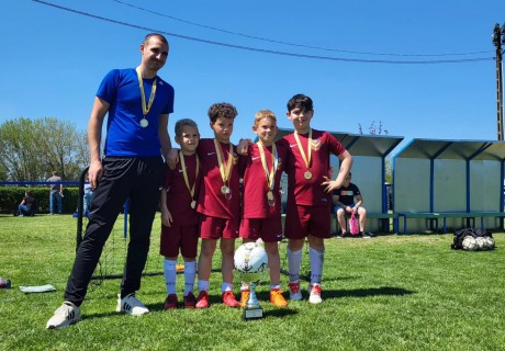 Ismét szárnyalt a Főnix - Fehérvári utánpótlás siker Kiskunlacházán