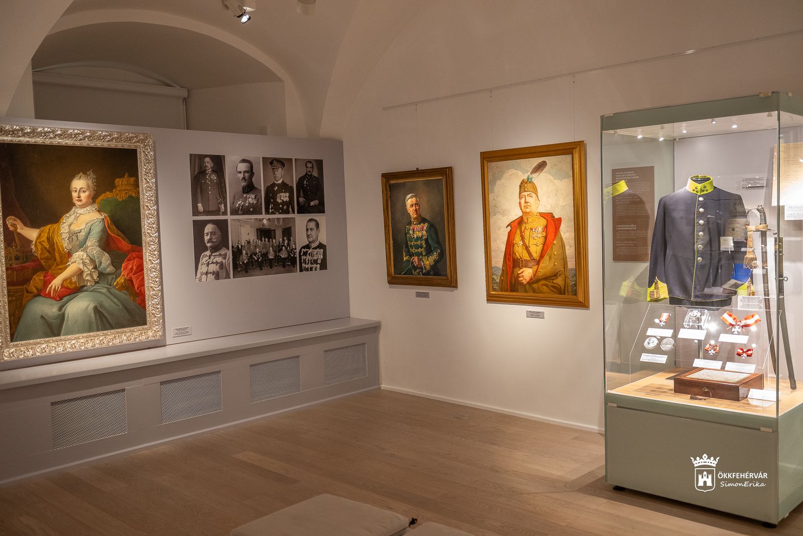 Tematikus tárlatvezetés lesz kedden délután a Hadimustra kiállításon