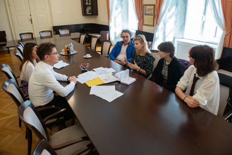 Zajlik a fehérvári kisállat emlékhely előkészítése és tervezése