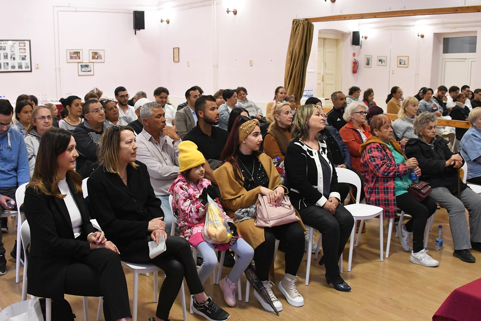 Szűrővizsgálatok a nők védelmében - roma egészségprogram Székesfehérváron