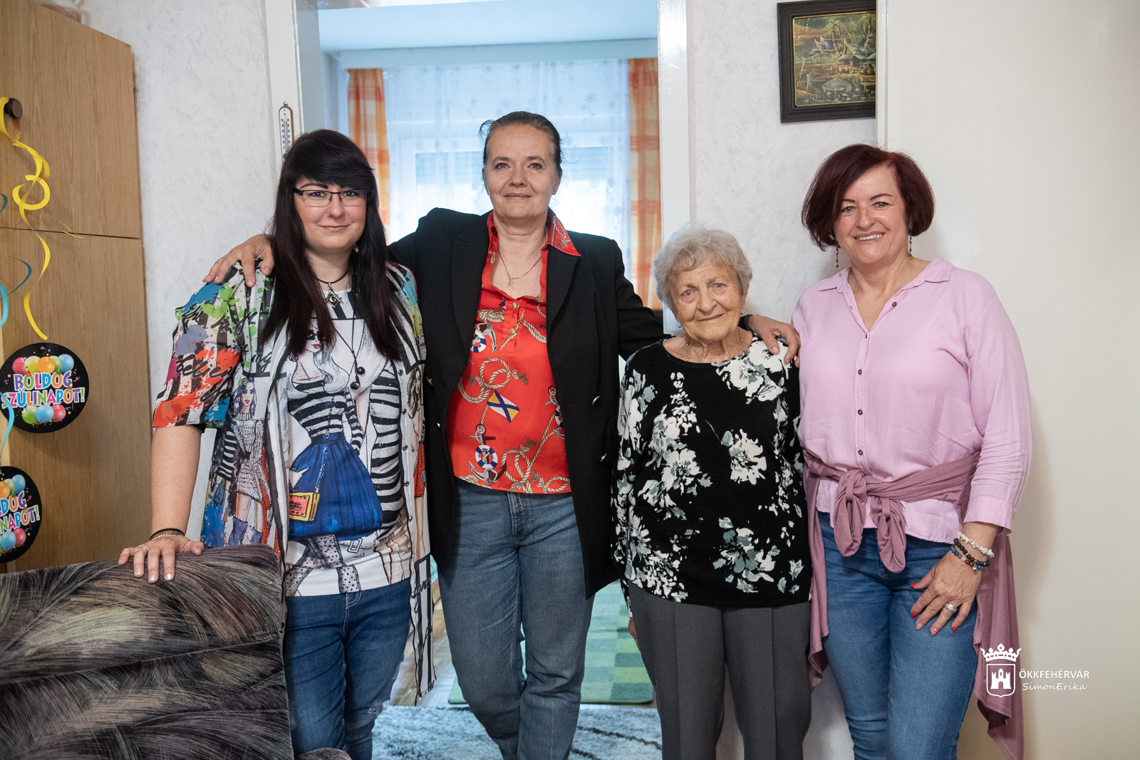 Az erős akarat és a szeretet élteti – a 90 éves Kindl Józsefnét köszöntötték