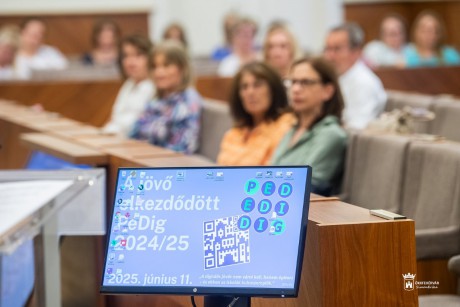 Fehérvári pedagógusoknak szervezett konferenciát az Alba Innovár