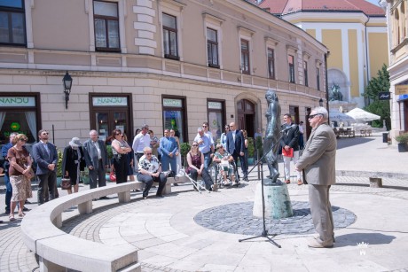 Dr. Arató Antalra emlékeztek és teret avattak Szarka Géza tiszteletére Székesfehérváron
