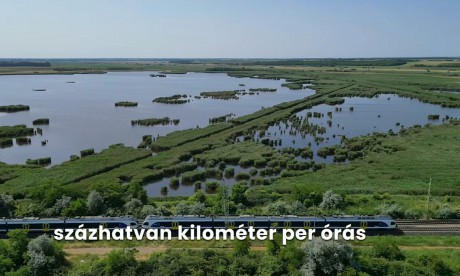 Először ment utasokkal 160 km/h-val a vonat Budapest és Székesfehérvár között