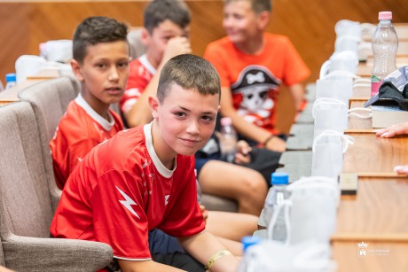 Székely gyerekek a Videoton Baráti Kör Egyesület nyári táborában