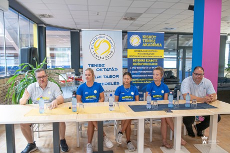 Kezdődik a Szuperliga: a bajnoki cím megvédése a célja a Kiskút Teniszklub női csapatának!
