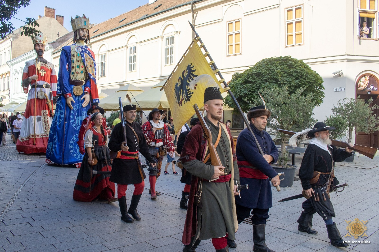 Álmos herceggel, II. Istvánnal, Könyves Kálmánnal is találkozhatunk szombaton a Belvárosban
