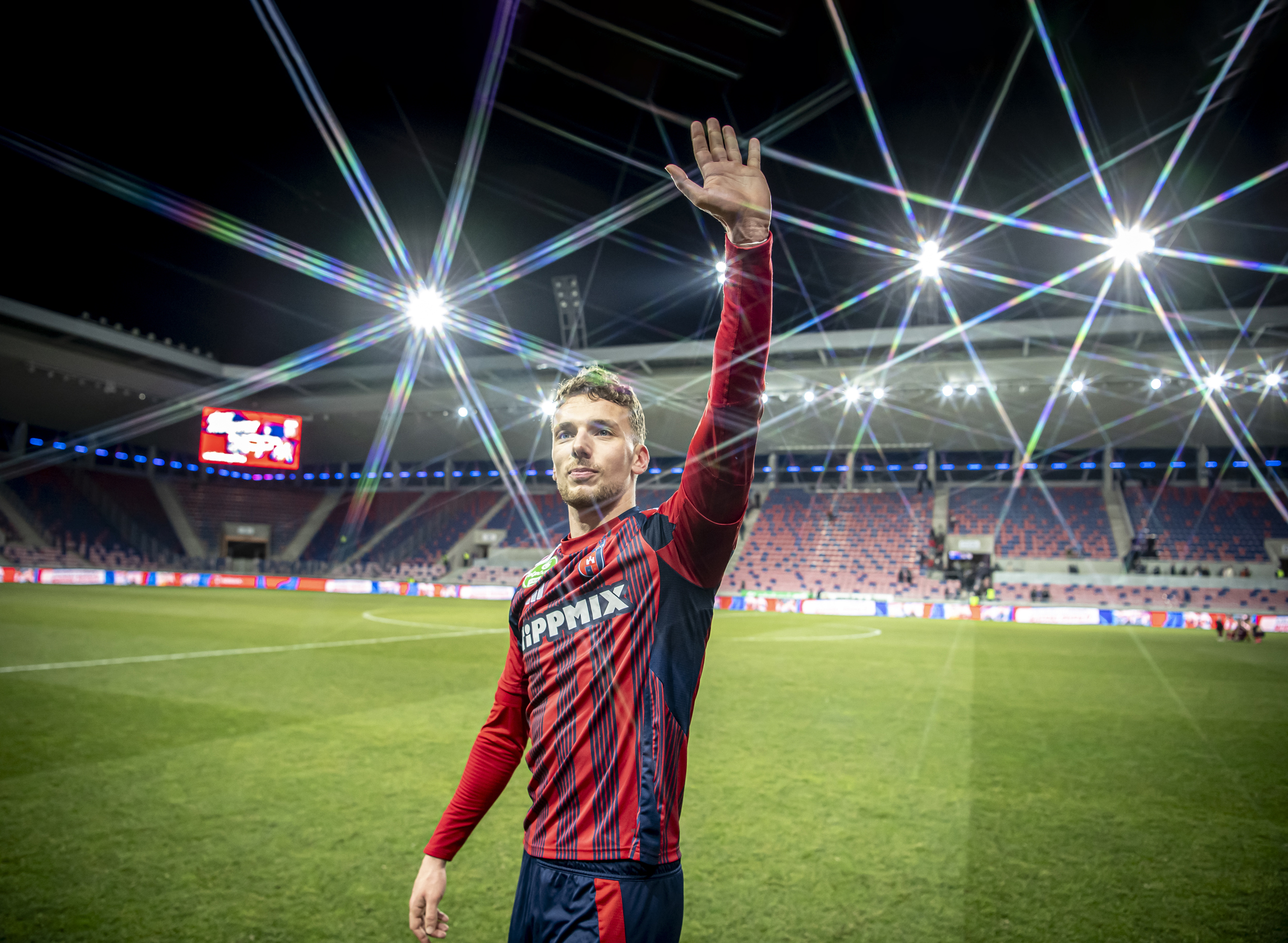 Szerződést bontott a Vidi macedón válogatott labdarúgójával