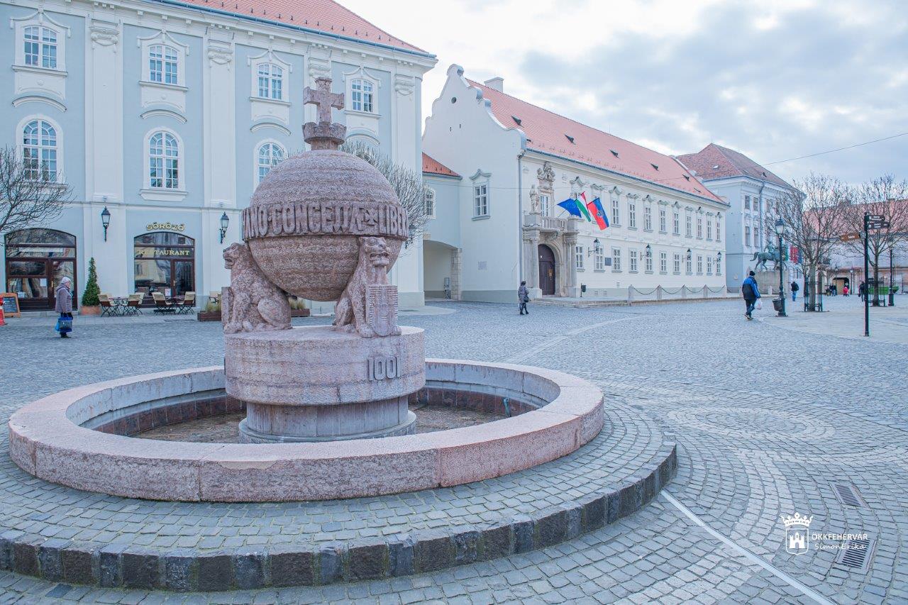 Súlyosan megfenyegették a Polgármesteri Hivatal munkatársát, büntetőfeljelentést tettünk