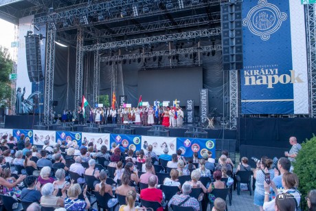 Fergeteges örömtánccal zárult a XXX. Királyi Napok Nemzetközi Néptáncfesztivál