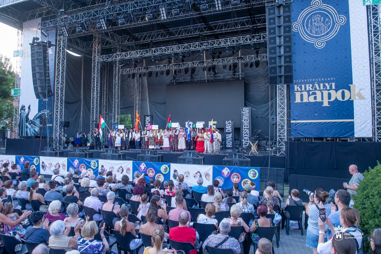 Fergeteges örömtánccal zárult a XXX. Királyi Napok Nemzetközi Néptáncfesztivál
