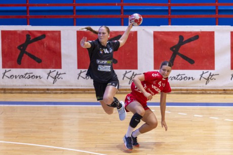 Három bronzot és egy ezüstöt is itthon tartott az Alba FKC a Caring Kupán