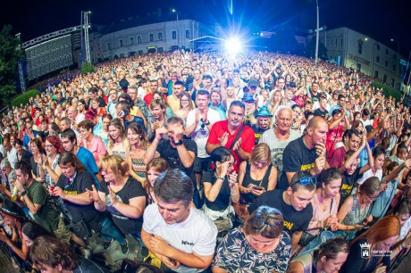 Dalokban az élet - sokan voltunk a Neoton koncerten is a Királyi Napokon