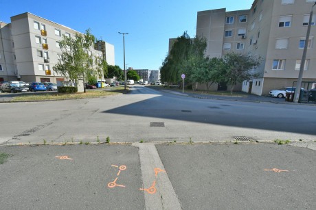 Pénteken megnyitják a forgalom számára a Hübner-Kelemen Béla utcai új körforgalmat