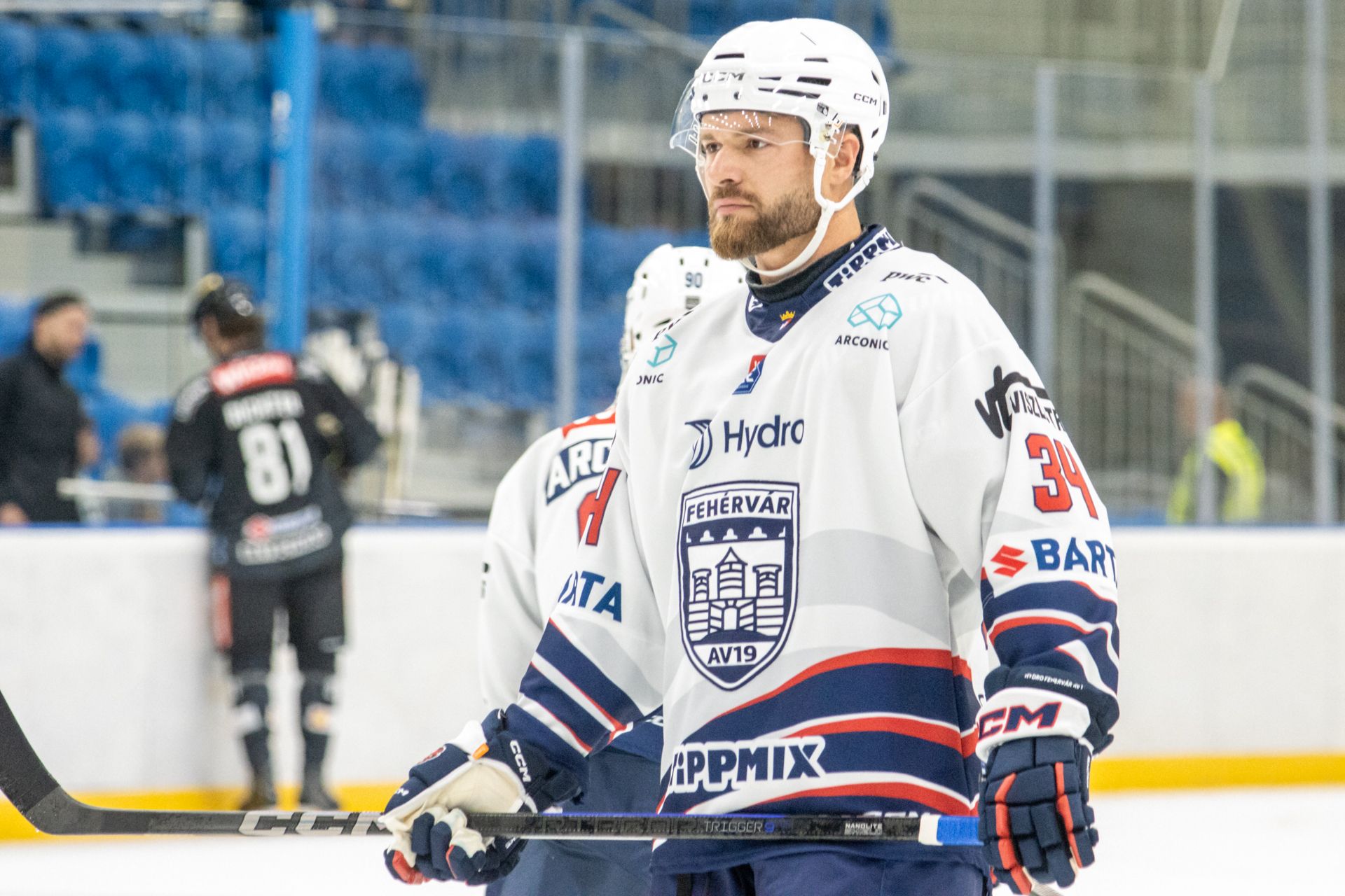 Csehországba utazott a Volán, hazai bajnokit játszik a Vidi, Loic Negót kitüntették