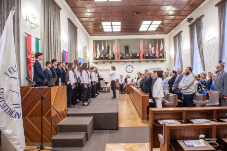 Az idén 150 éves Teleki nyitotta meg az új tanévet Székesfehérváron