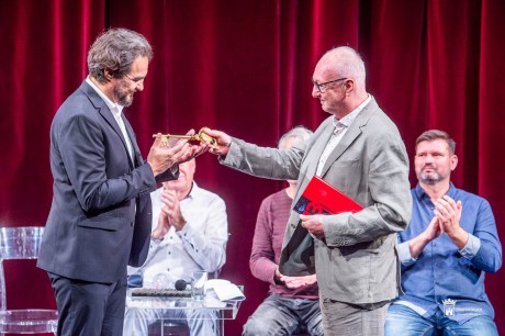 Elkezdődött a teátrum új korszaka – évadnyitó társulati ülés a Vörösmarty Színházban