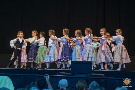 Miből lesz a cserebogár? - szeptember 15-től indulnak az ARTE Mákszemek