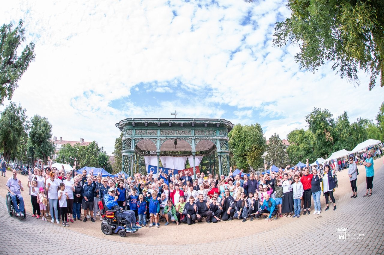 Civil tabló 2025 - a fehérvári civilek közössége erősebb, mint a szél