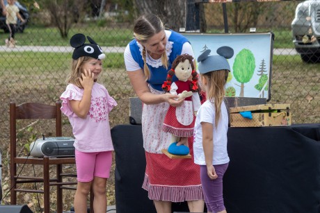 Játékok, sütiverseny és programkavalkád - jó hangulatú családi piknik Kisfaludon