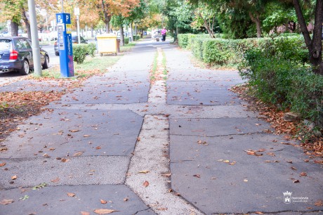 Megújul a járda a József utca páros oldalán, hétfőn kezdődik a munka