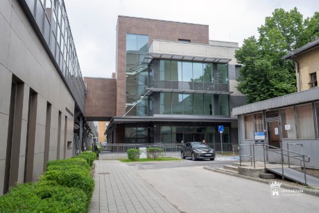 A hétvégén költözik a kórház Onkológiai Osztálya - változnak a telefonszámok is!