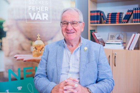 Beszélgetés a nemzetközi elismerésben részesült Prof. Dr. Bucsi Lászlóval